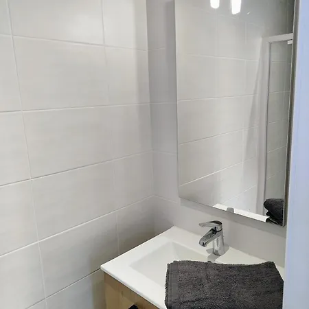 Chambre 2 Sur 4 Avec Sdb Privee Dans Logement Partage * Agen
